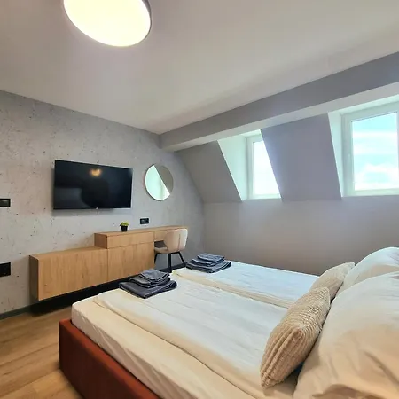 Skyline View Luxury 2bd Lejlighed *